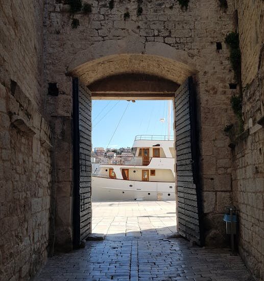 Wat is het weerbeeld in het hoogseizoen dat tui adviseren voor bestemmingen in kroatië?